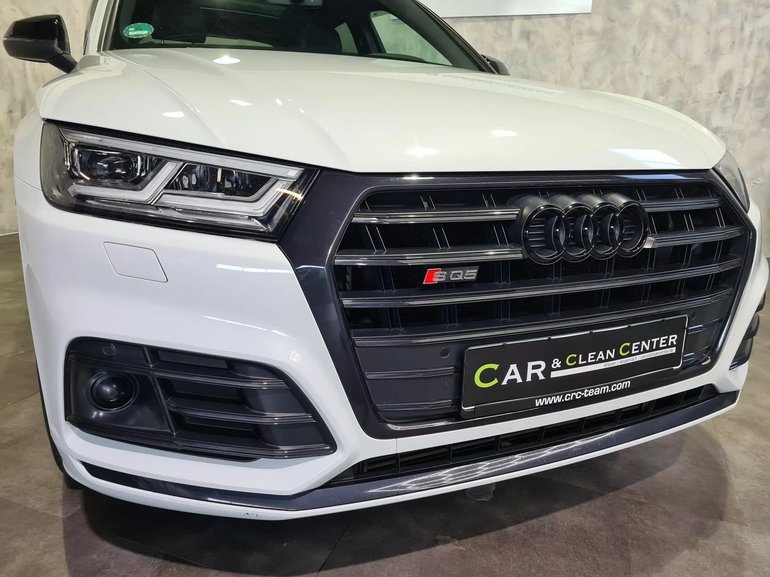 Car&CelanCenter Andernach - weißer Audi fertig aufbereitet