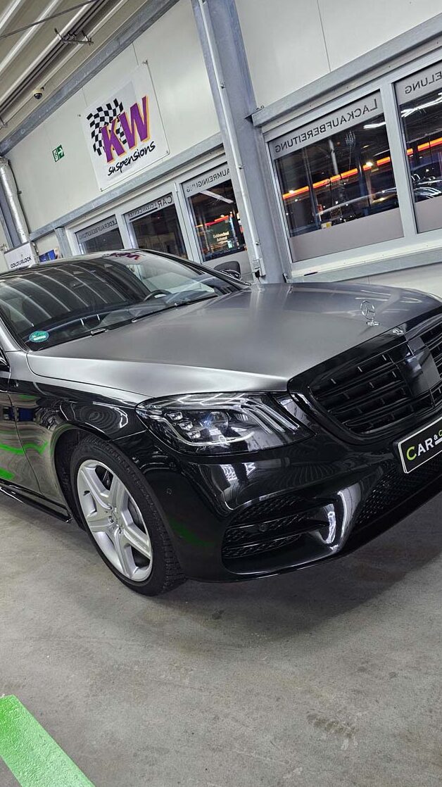 Car&CleanCenter Andernach - aufbereiteter und Lack-versiegelter Mercedes mit Folierung.
