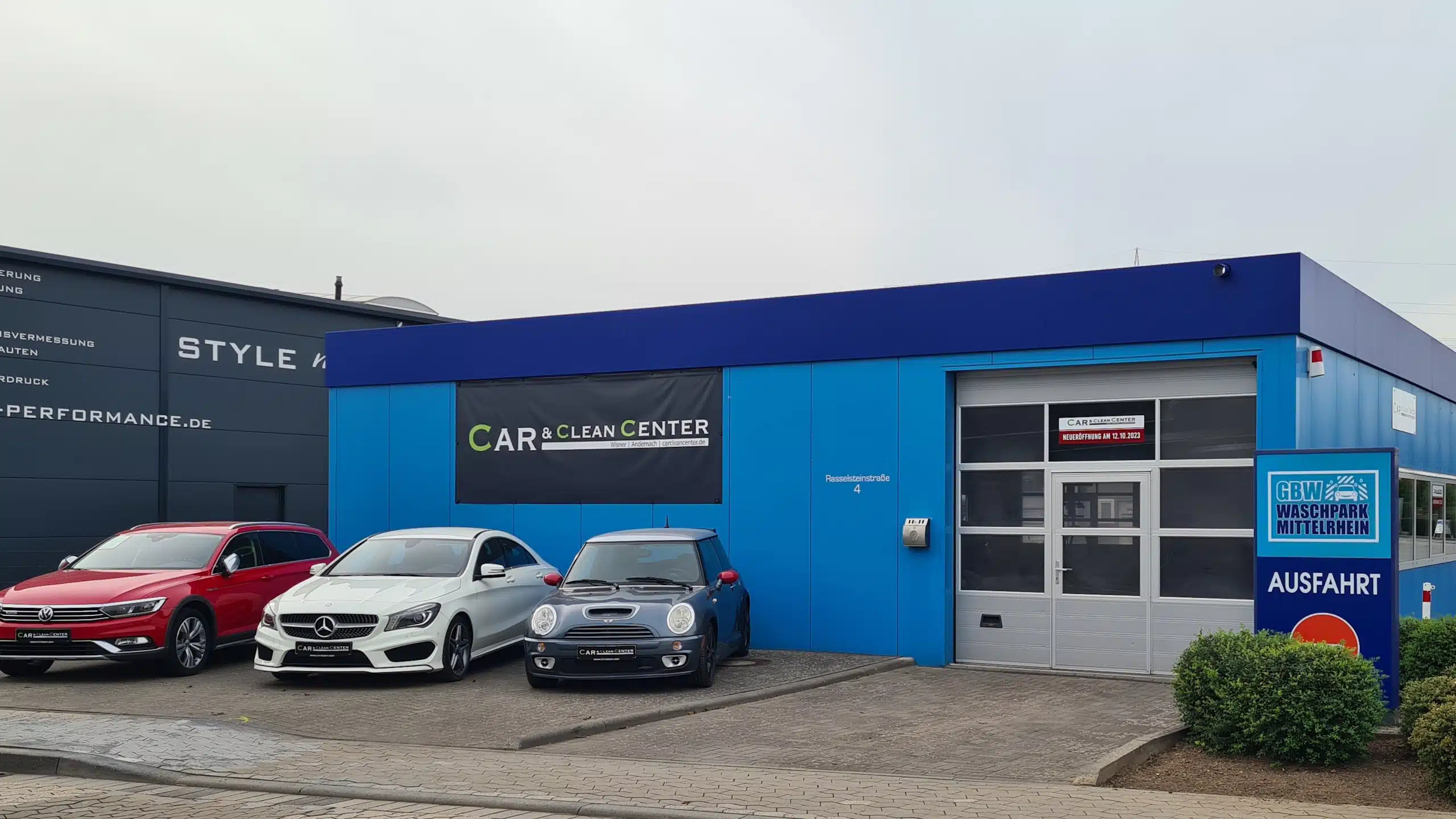 Professionelle Fahrzeugaußenreinigung bei C&C Andernach.